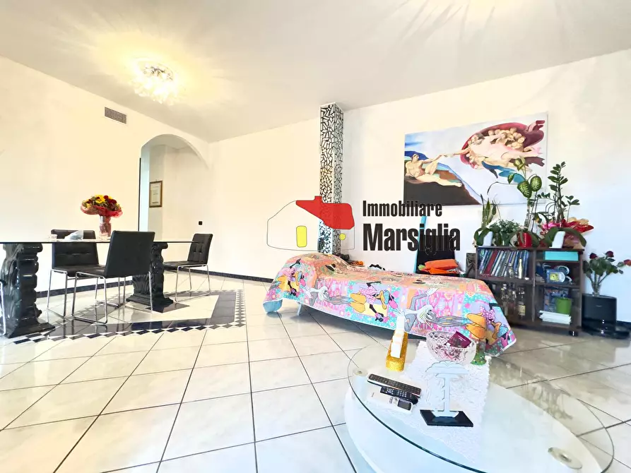 Immagine 9 di Quadrilocale in vendita  in Via Padre Semeria 430 a San Remo