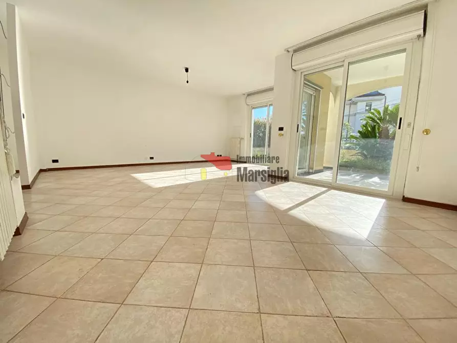 Immagine 7 di Quadrilocale in vendita  in Strada Solaro 88 a San Remo