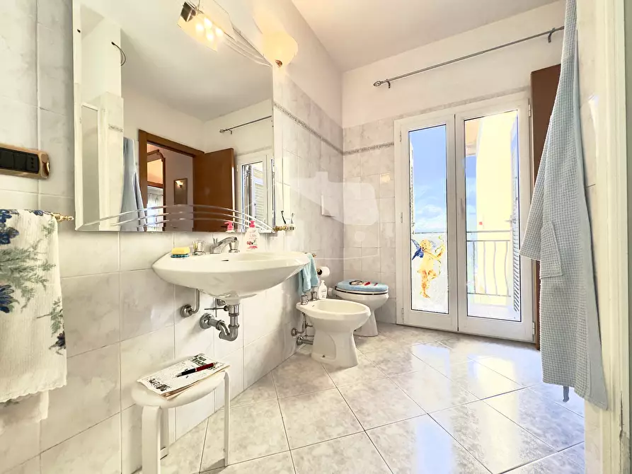 Immagine 24 di Casa indipendente in vendita  in Strada San Bartolomeo 300 a San Remo