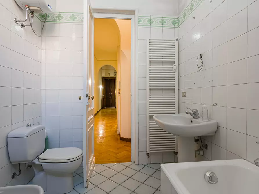 Immagine 21 di Ufficio in vendita  in Corso Re Umberto a Torino