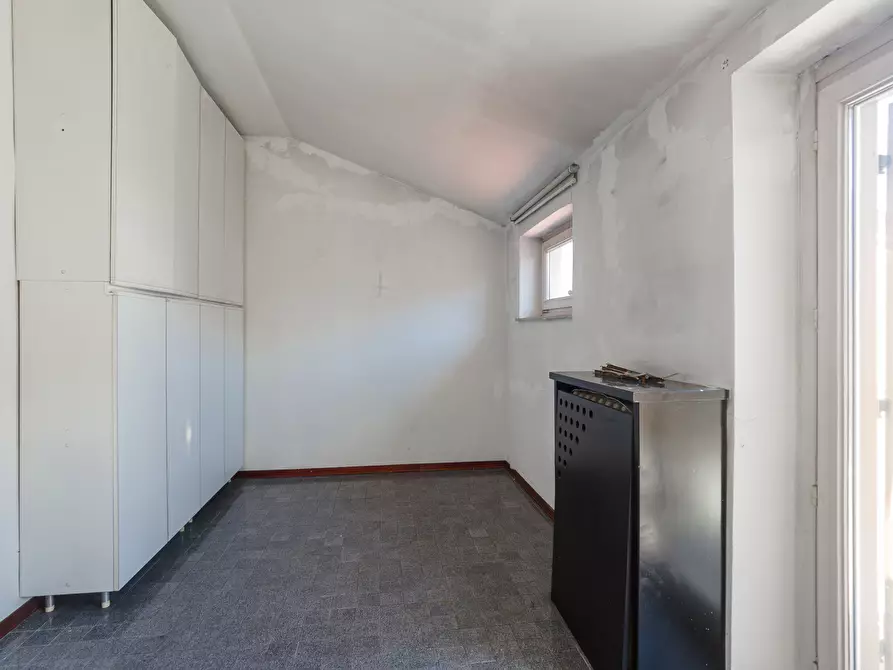 Immagine 15 di Attico in vendita  in Via Verolengo a Torino