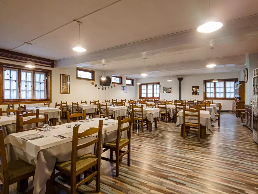 Immagine 12 di Bar / Ristorante in vendita  in Via Losa a Pessinetto