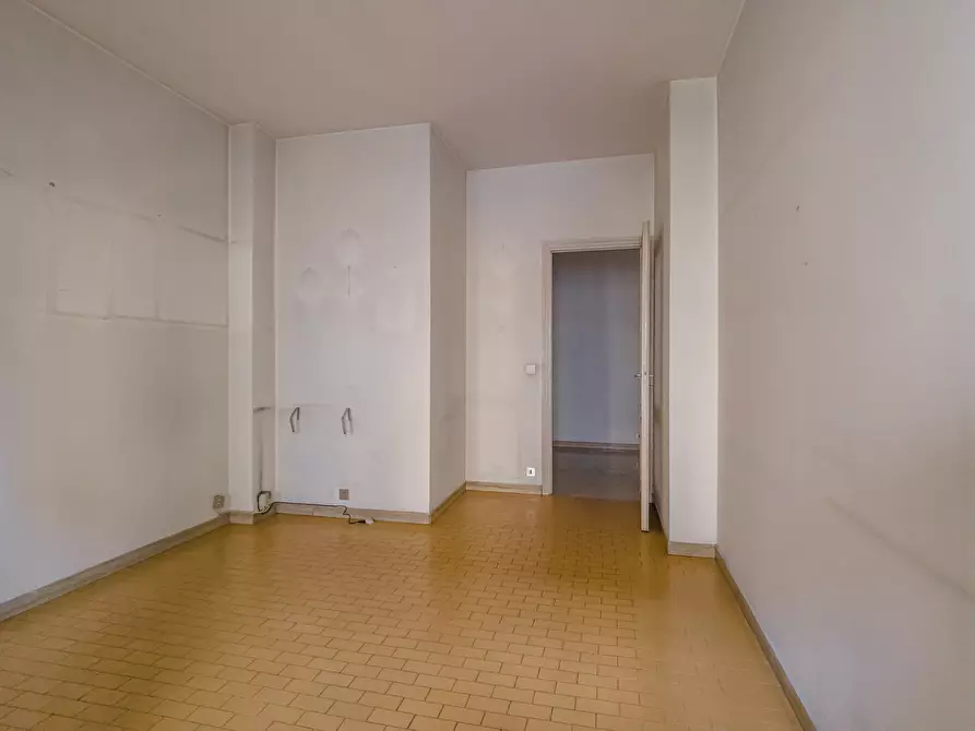 Immagine 17 di Quadrilocale in vendita  in Via Fratelli Carando a Torino