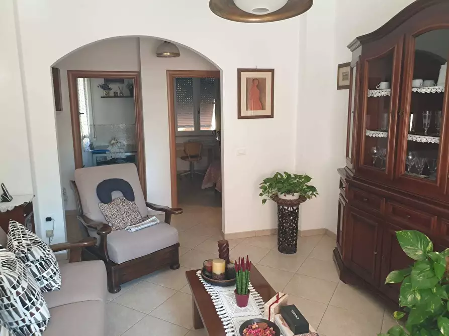 Immagine 2 di Appartamento in vendita  a Livorno