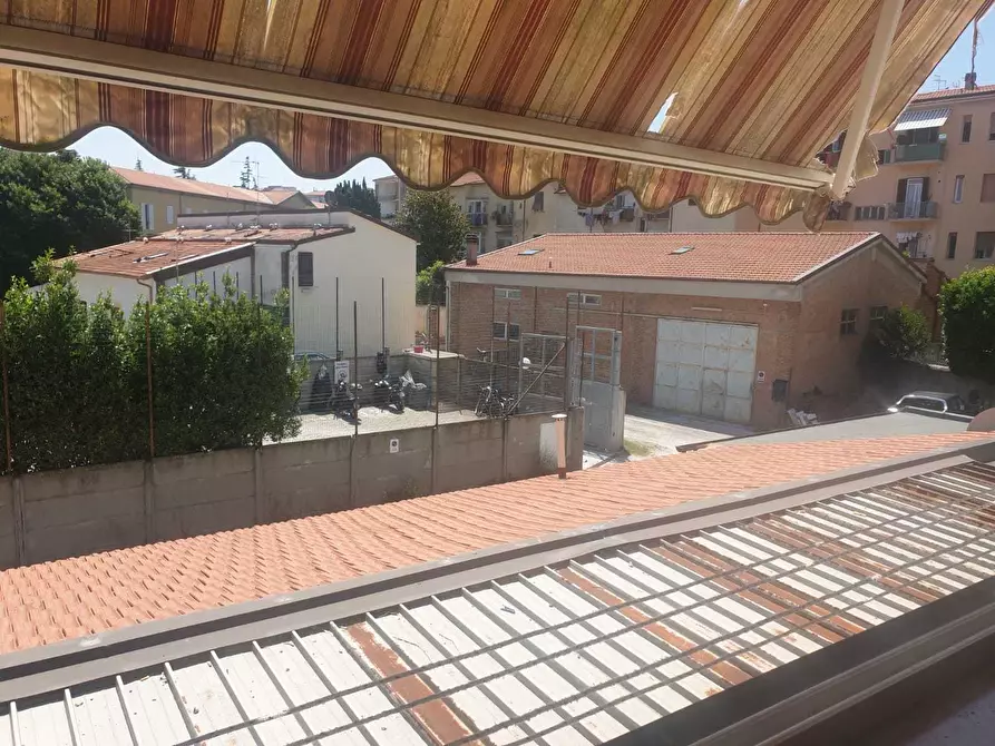 Immagine 21 di Quadrilocale in vendita  a Livorno