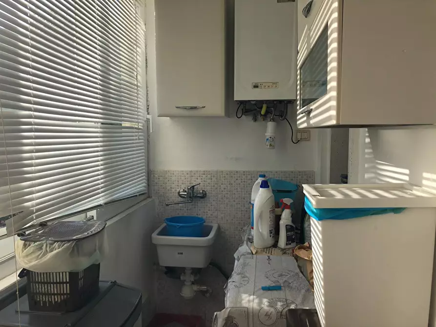 Immagine 4 di Trilocale in vendita  a Livorno