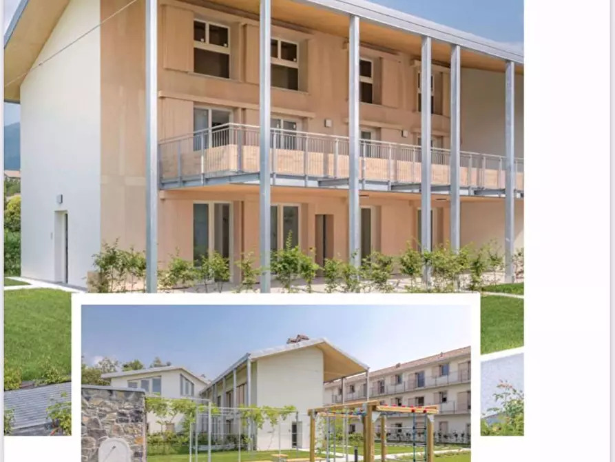 Immagine 7 di Quadrilocale in vendita  in Via Leonardo da Vinci a Erba