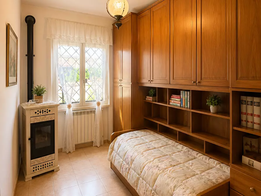 Immagine 9 di Casa bifamiliare in vendita  in Via del Triangolo 8 a Anzio