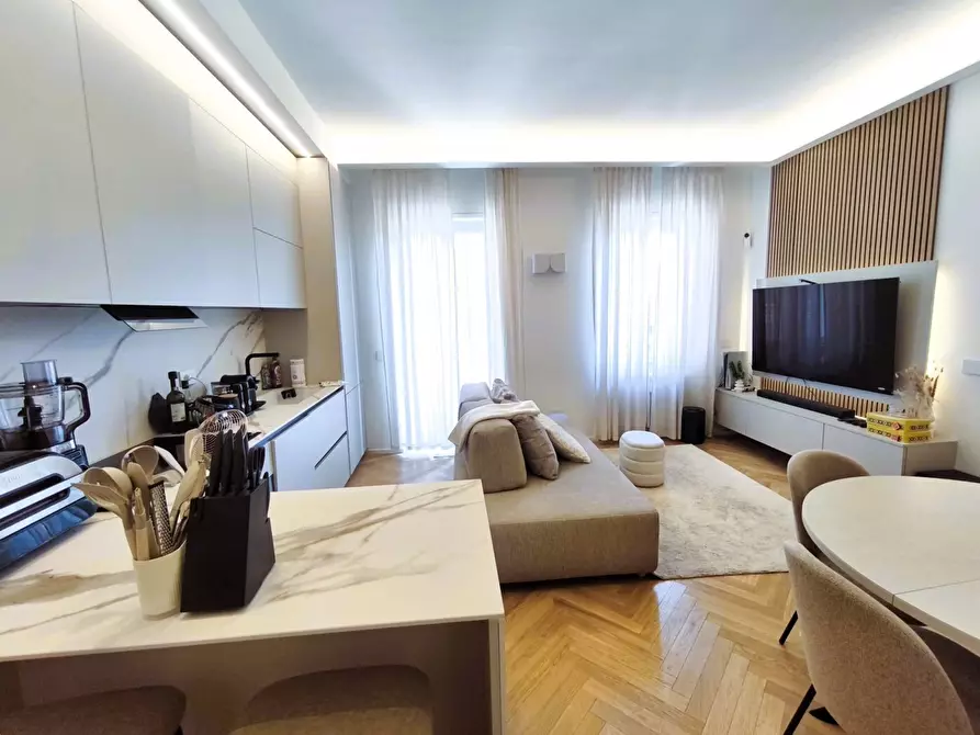 Immagine 13 di Appartamento in vendita  in Viale Misurata 23 a Milano