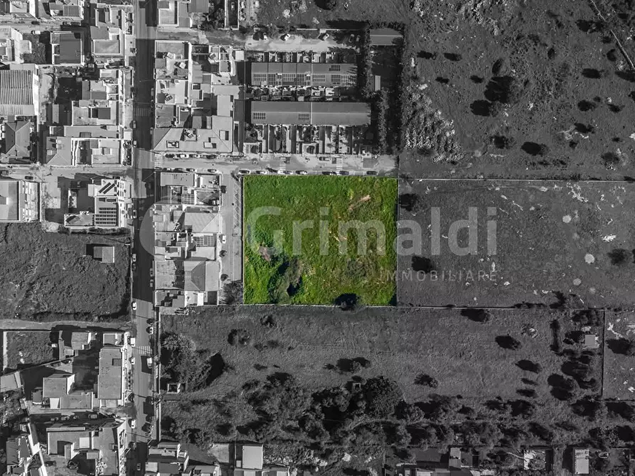 Immagine 4 di Terreno edificabile in vendita  in Via Luciano Rinaldi 1 a Siracusa