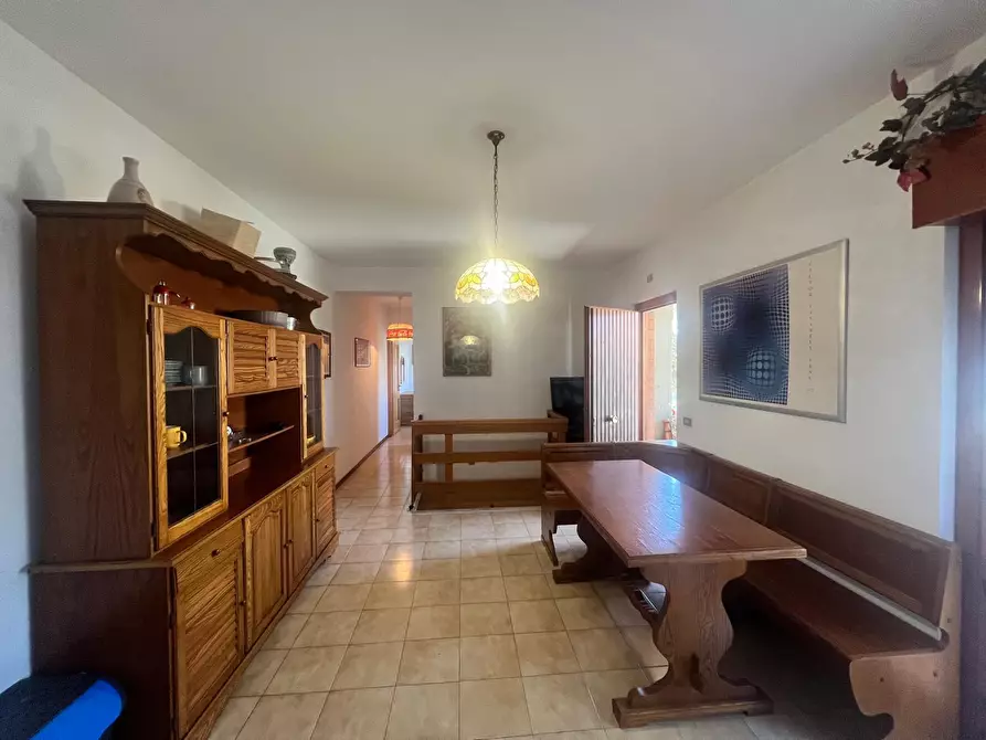 Immagine 5 di Porzione di casa in vendita  in Via delle Ninfe 16 a Anzio