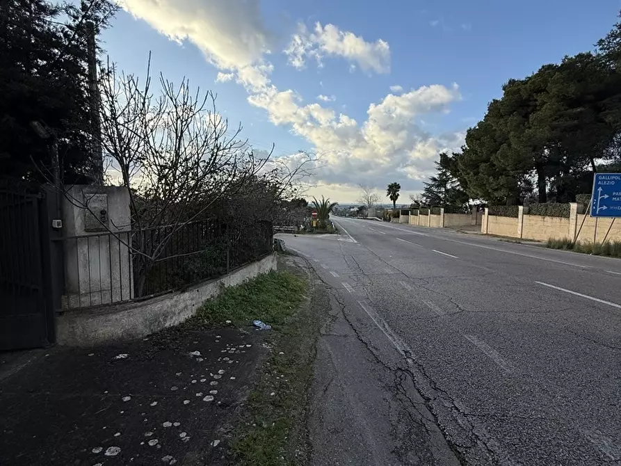 Immagine 7 di Casa indipendente in vendita  in SP361 a Parabita