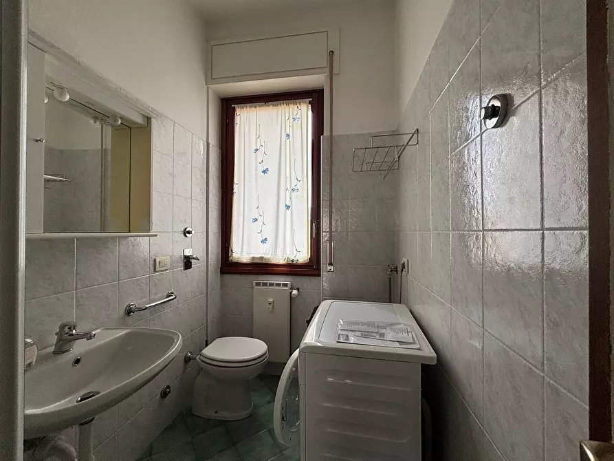 Immagine 9 di Quadrilocale in affitto  in Via Morazzone Pier Francesco Mazzucchelli 21 a Como