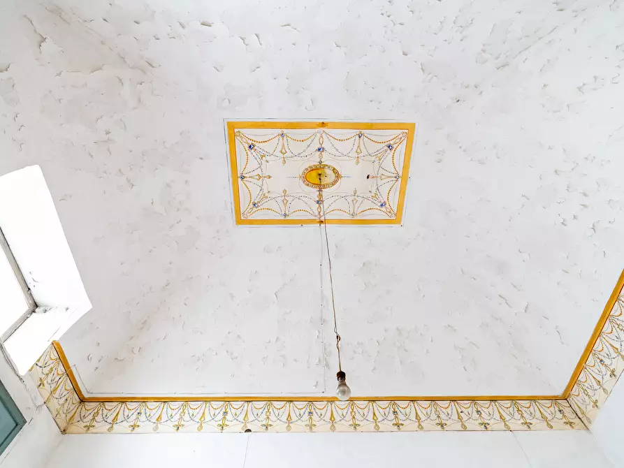 Immagine 12 di Palazzo in vendita  in Via Giacomo Matteotti a Nardo'