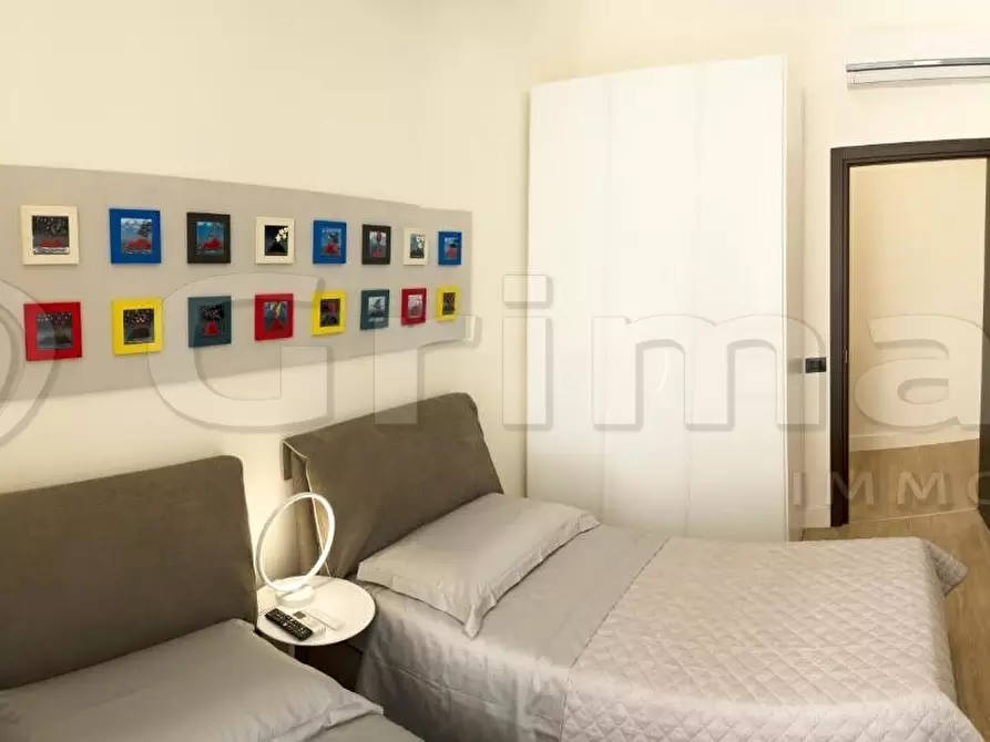 Immagine 16 di Trilocale in vendita  in Piazza Nicola Amore 2 a Napoli