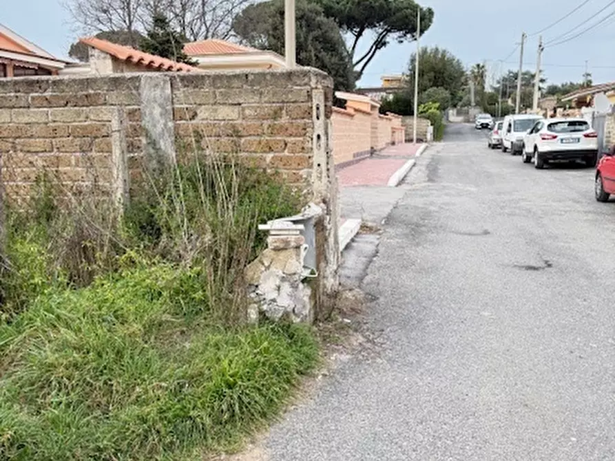 Immagine 19 di Terreno edificabile in vendita  in VIA CENTOCELLE 1 a Anzio
