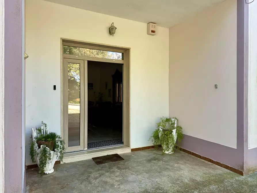 Immagine 4 di Villa in vendita  in Contrada Pezza d' Acqua Fresca 27 a San Vito Dei Normanni
