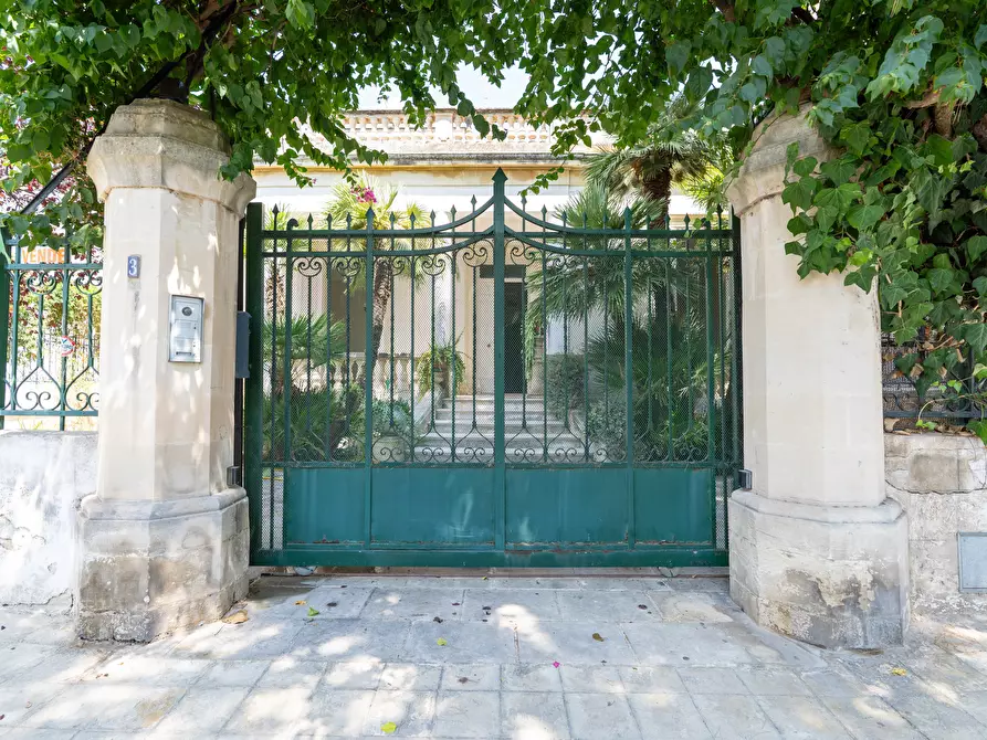 Immagine 44 di Villa in vendita  in Via Matteo Tafuro 3 a Lecce