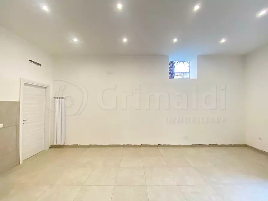 Immagine 2 di Villa in affitto  a Giugliano In Campania