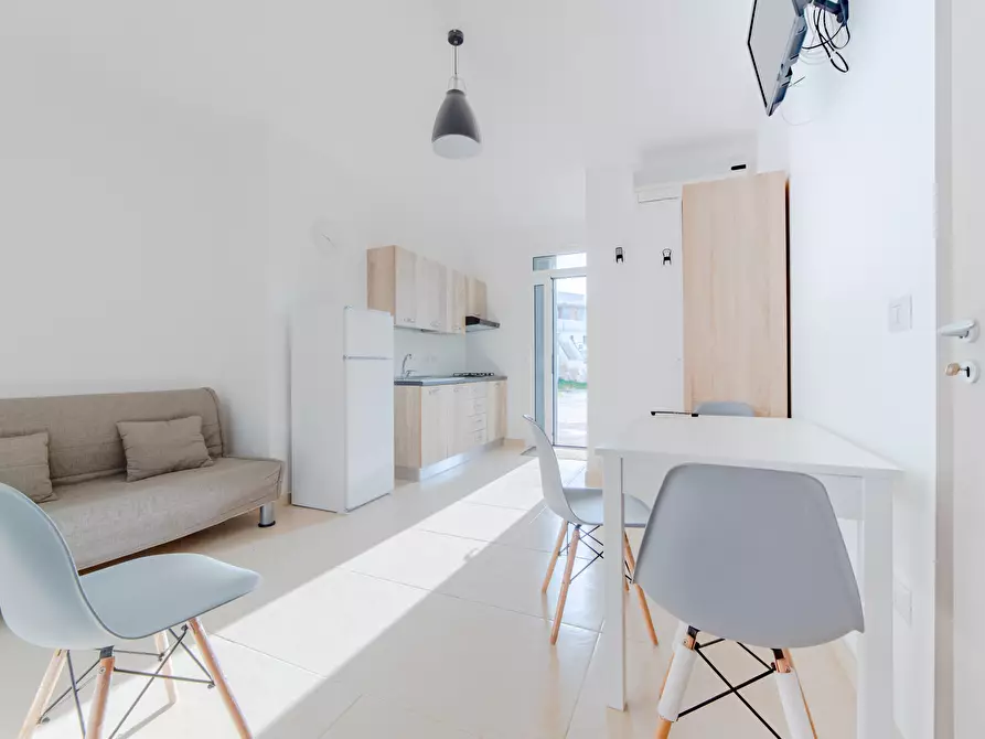 Immagine 10 di Pentalocale in vendita  in Via Giovanni Battista Tiepolo 53 a Ugento