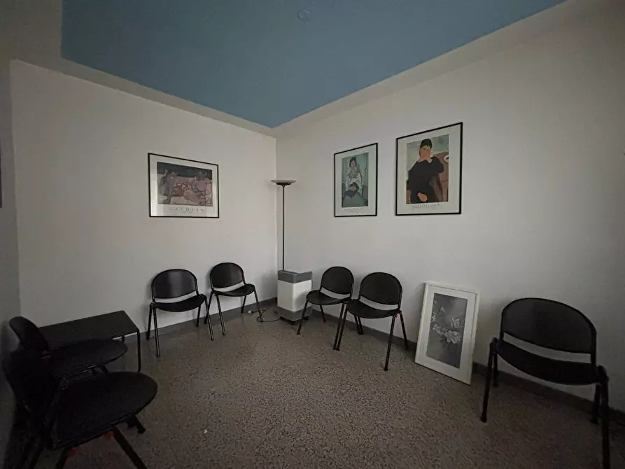 Immagine 5 di Ufficio in vendita  in Via Vittorio Emanuele II 8 a Olgiate Comasco