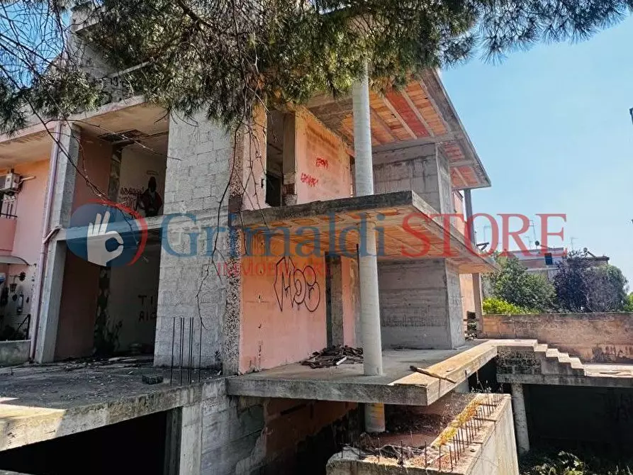 Immagine 16 di Villa in vendita  in Via Solano 208 a Lequile