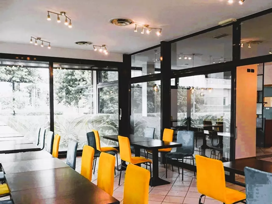 Immagine 8 di Bar / Ristorante in vendita  in Via Cantù 27/A a Cucciago