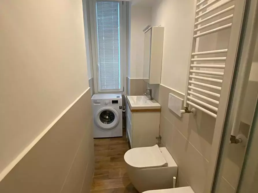 Immagine 11 di Bilocale in affitto  in Via Cironi 11 a Milano
