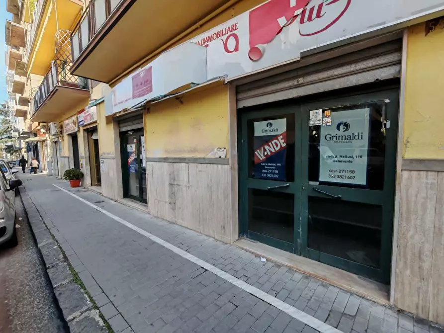 Immagine 5 di Locale commerciale in vendita  in Via Salvator Rosa snc a Benevento