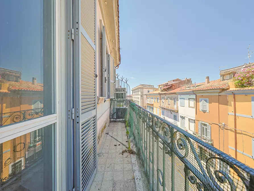 Immagine 24 di Quadrilocale in vendita  in Corso Vittoria Colonna 56 a Marino