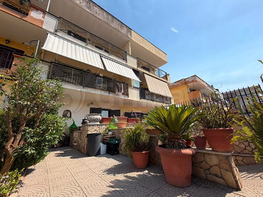 Immagine 2 di Villa in vendita  a Villaricca