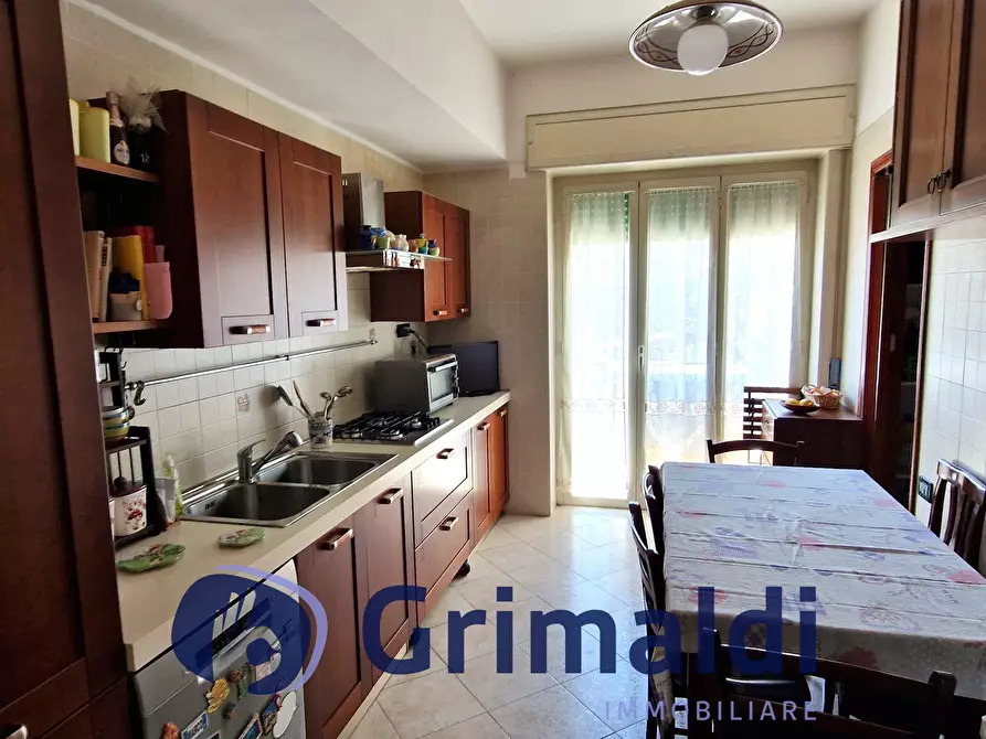 Immagine 13 di Quadrilocale in vendita  in Via Edoardo Nicolardi 2 a Napoli