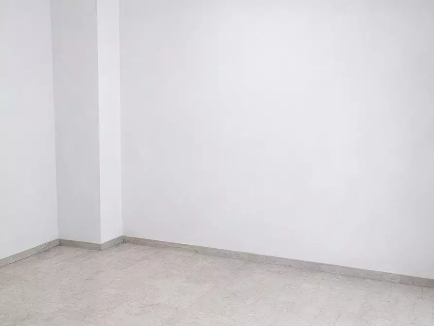 Immagine 3 di Quadrilocale in vendita  in Via Imperatore Adriano 11 a Lecce