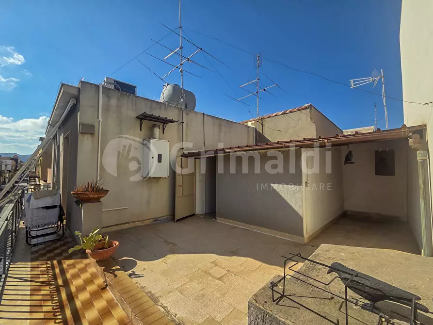 Immagine 13 di Casa indipendente in vendita  a Avola