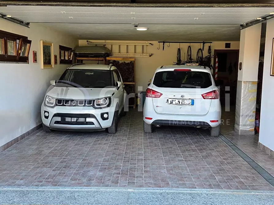 Immagine 22 di Villa in vendita  in Via Giovanni Antonio Comissetti 1 a Pezzana