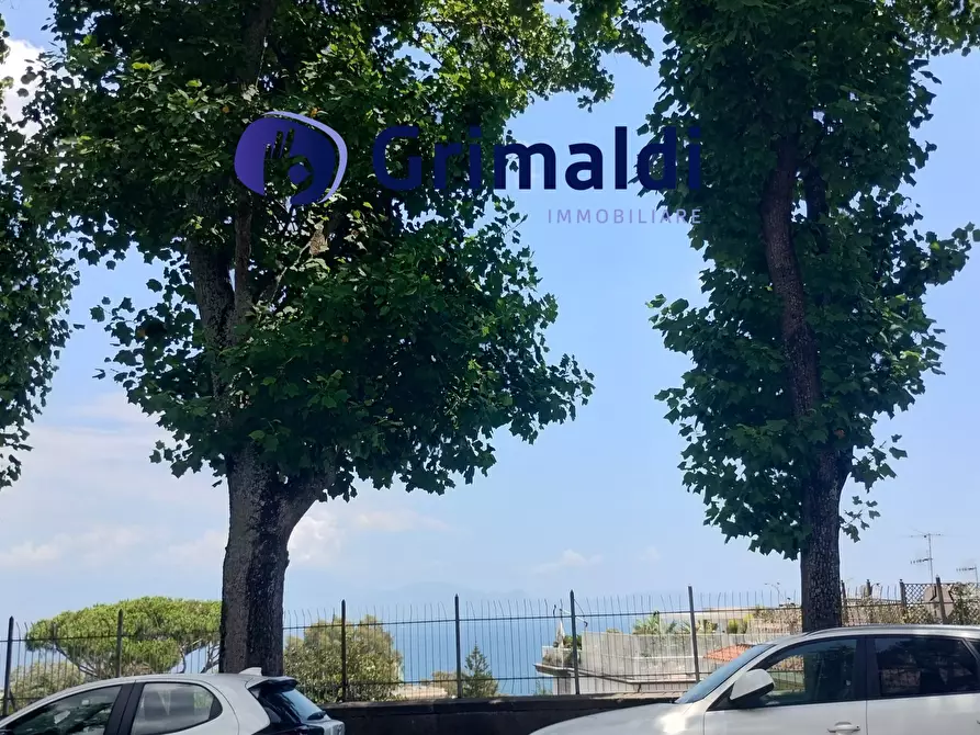 Immagine 1 di Monolocale in vendita  a Napoli