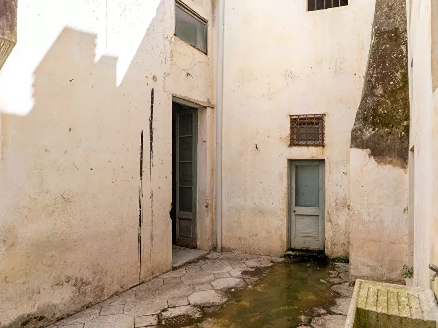 Immagine 21 di Palazzo in vendita  in Via Giacomo Matteotti a Nardo'