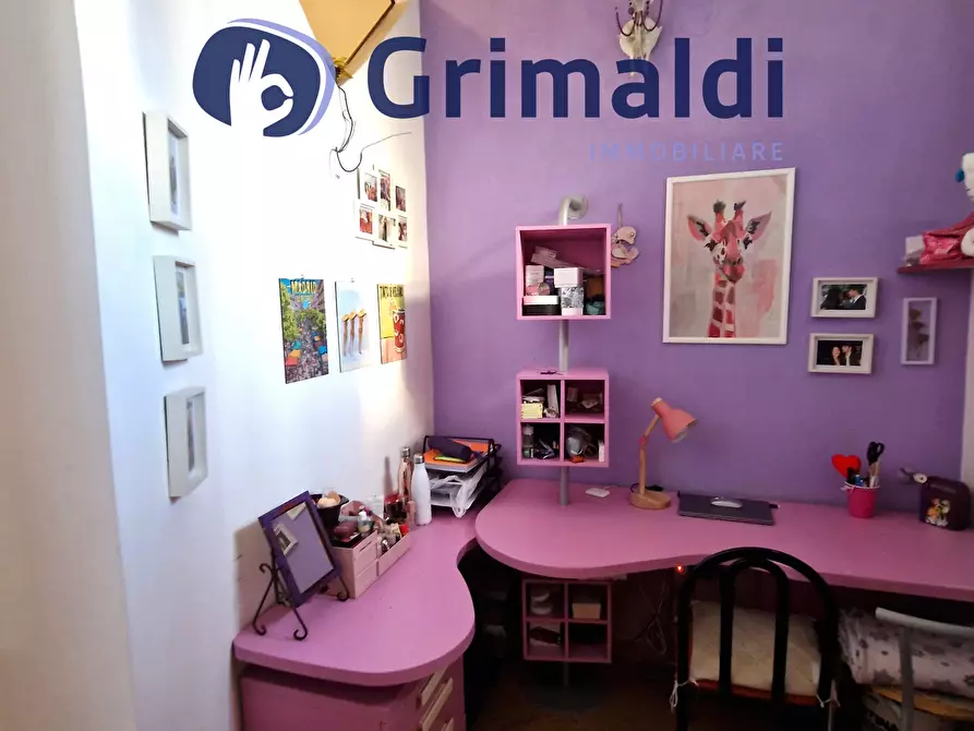 Immagine 13 di Trilocale in vendita  in Via Giacinto Gigante 10 a Napoli