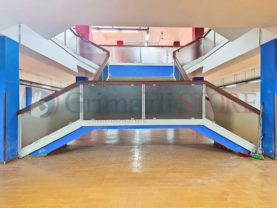 Immagine 23 di Attività commerciale in vendita  a Francavilla Fontana