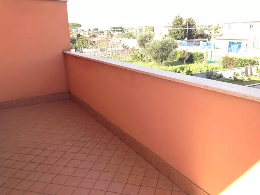 Immagine 10 di Bilocale in vendita  in VIA CAVALLO MORTO 54 a Anzio