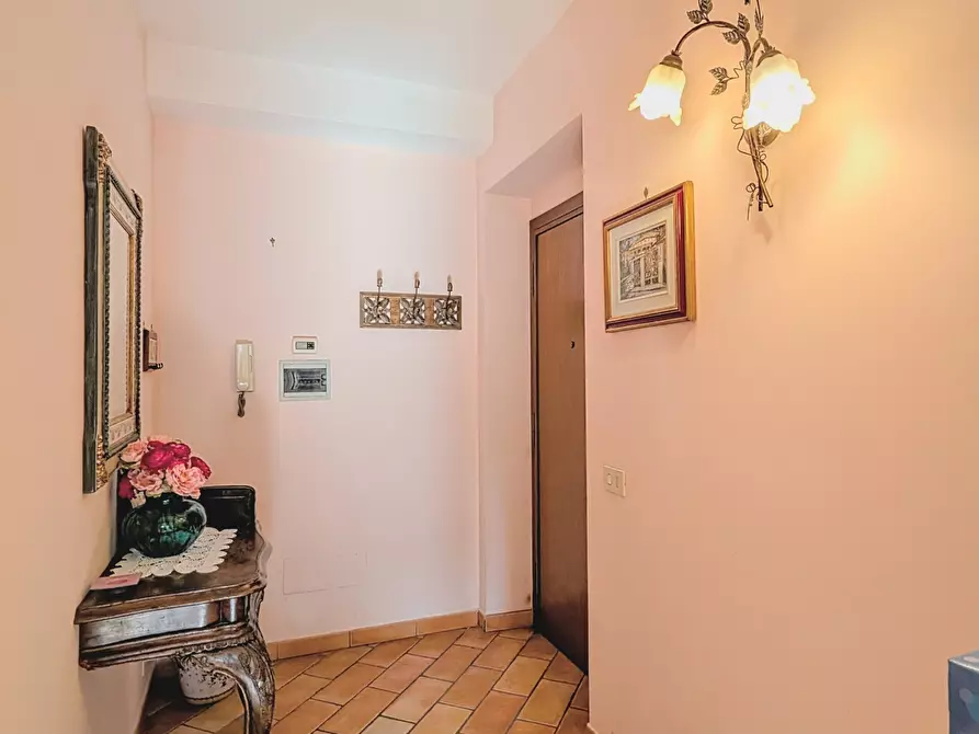 Immagine 20 di Trilocale in vendita  in Piazza Segneri-Soffredini 3 a Nettuno