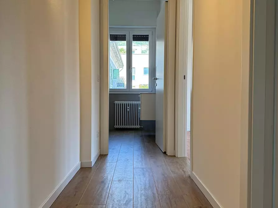 Immagine 4 di Trilocale in affitto  in Via Tommaso Grossi 8 a Como