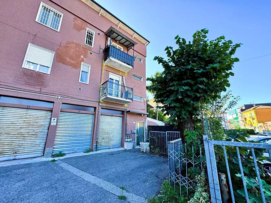 Immagine 33 di Trilocale in vendita  in Via Alessandro Manzoni 3 a Pero