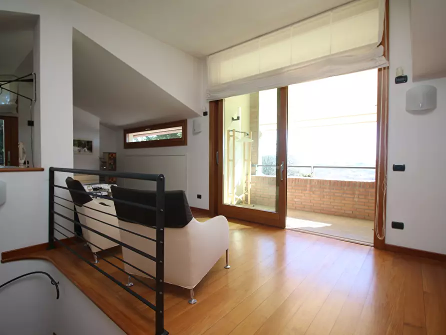 Immagine 24 di Villa in vendita  a Inverigo