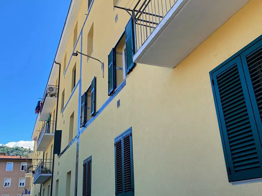 Immagine 3 di Bilocale in vendita  in Via Monte Nero 26 a Como
