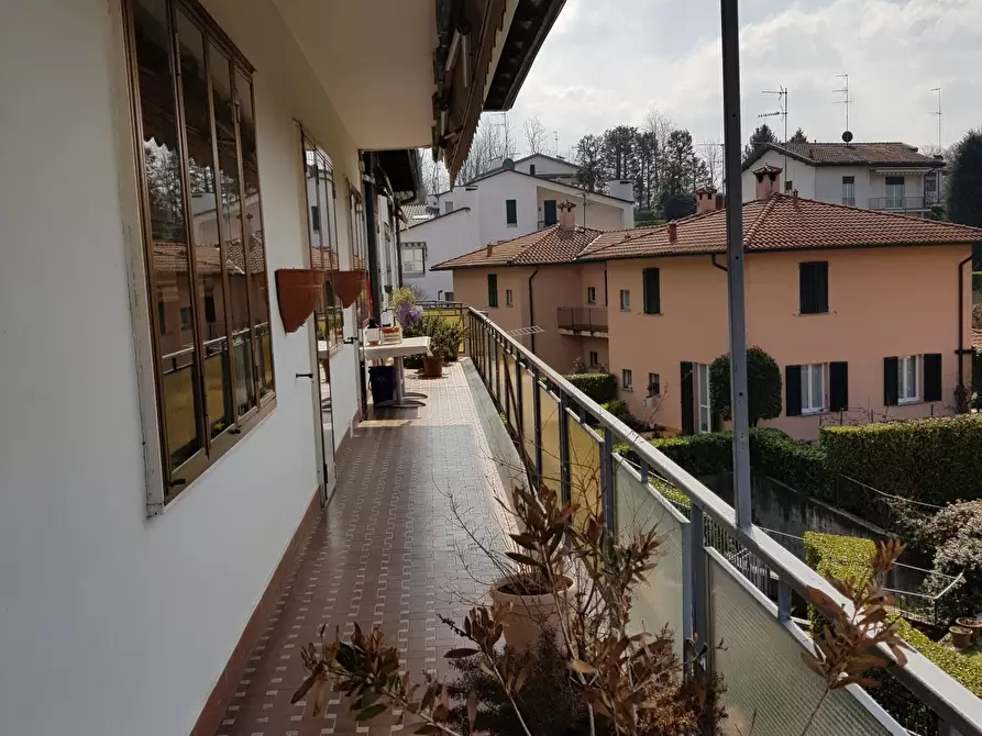 Immagine 10 di Casa indipendente in vendita  in via Andrea Appiani 37 a Bosisio Parini