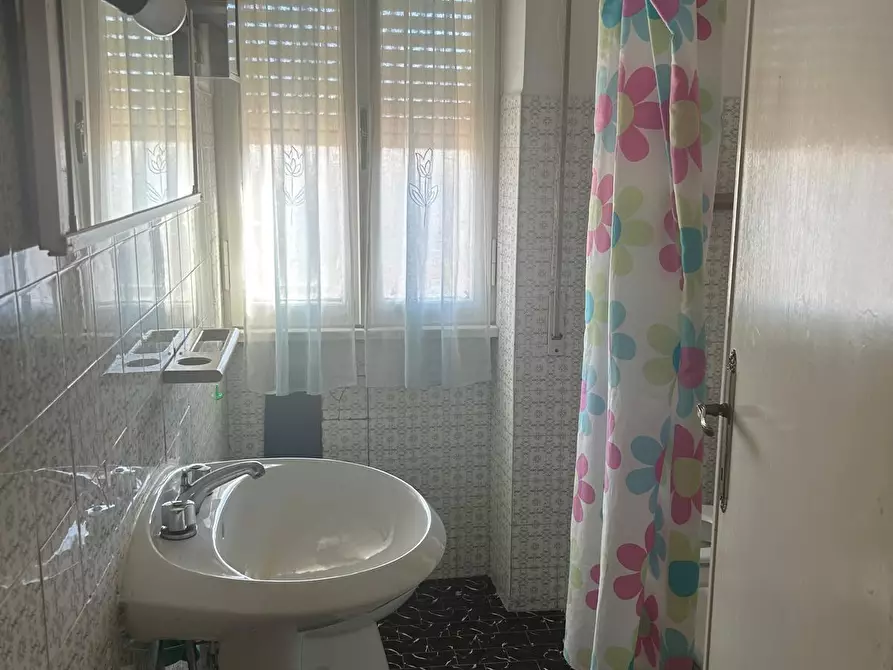 Immagine 16 di Appartamento in vendita  a Roma