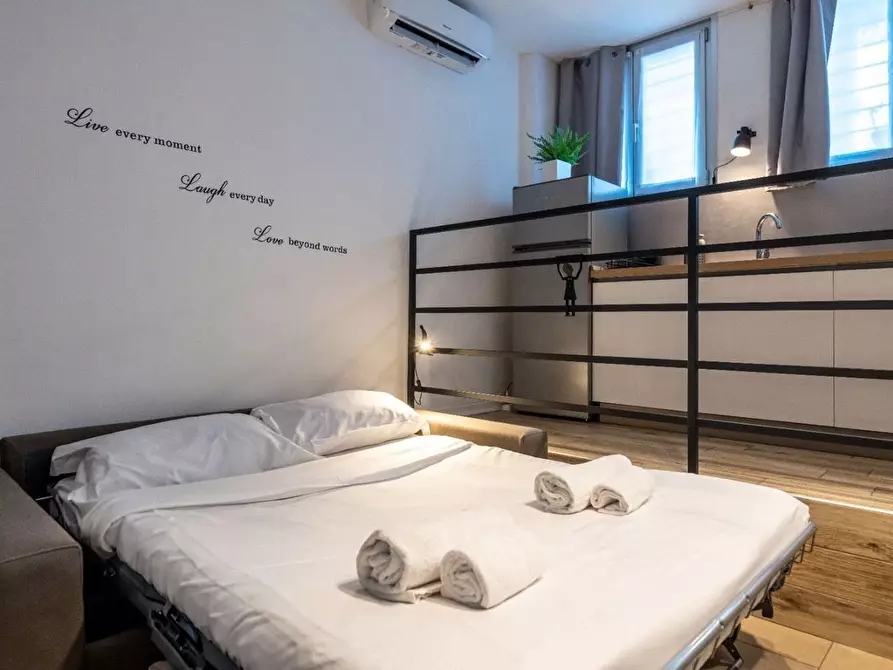 Immagine 10 di Appartamento in vendita  in Via Staro 4 a Milano