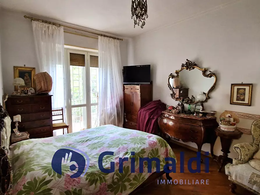 Immagine 13 di Trilocale in vendita  in Salita Cacciottoli 53 a Napoli
