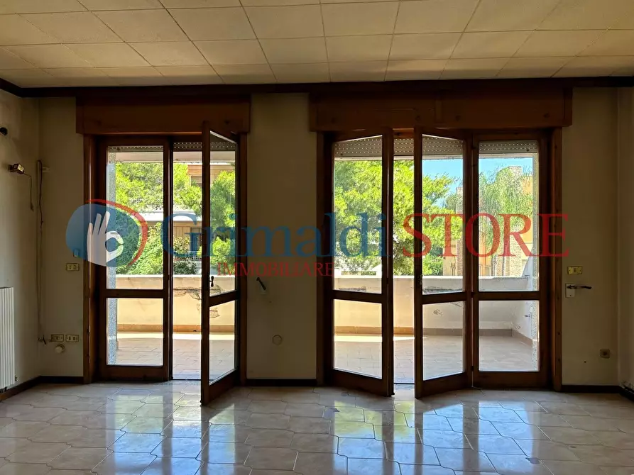 Immagine 21 di Pentalocale in vendita  in Via Giovanni Gentile 3030 a Lecce